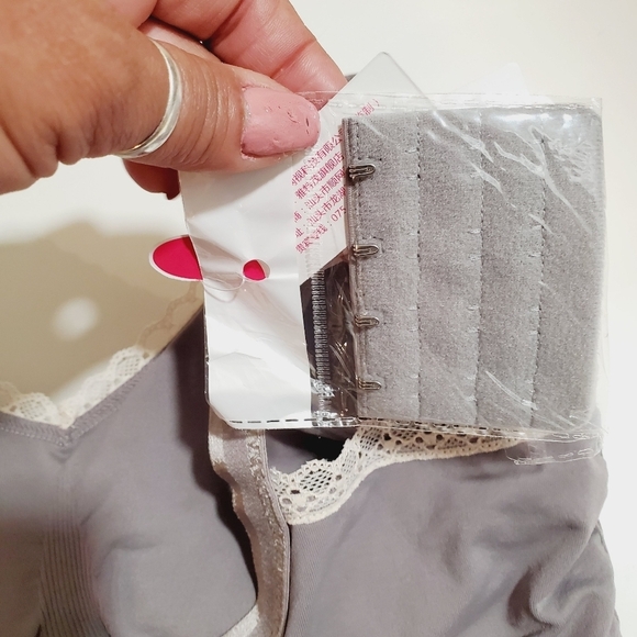 YATEMAO gray padded Bra new with tags size L - Picture 10 of 12